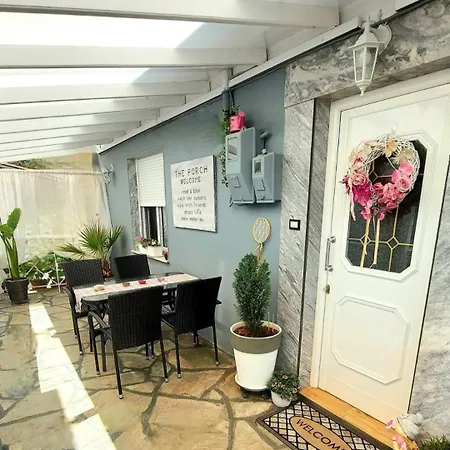 Alice's Art House Nyaraló